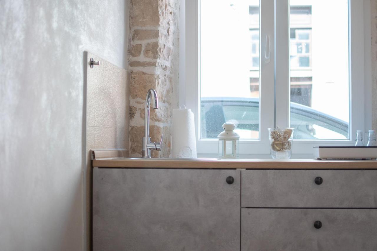 Apartments Nesatcium プーラ エクステリア 写真